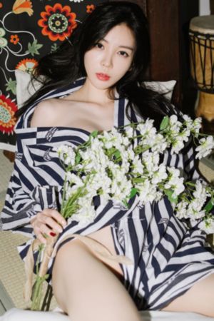 我和寡妇房东在做爰hd