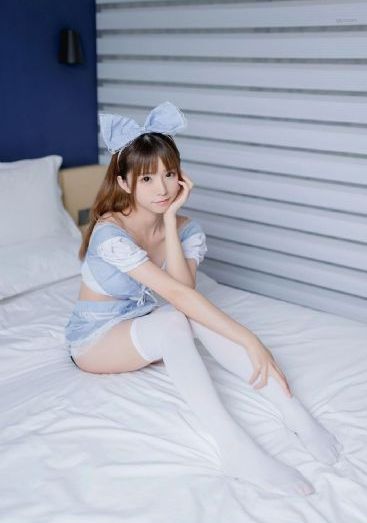 年轻的老师韩国电影