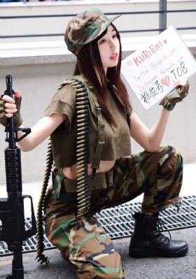《漂亮的女邻居3》在线观看